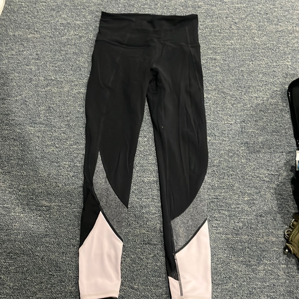Athleta leggings